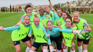 Vlog Oranjevrouwen: 'Ik wil iets uithalen…'